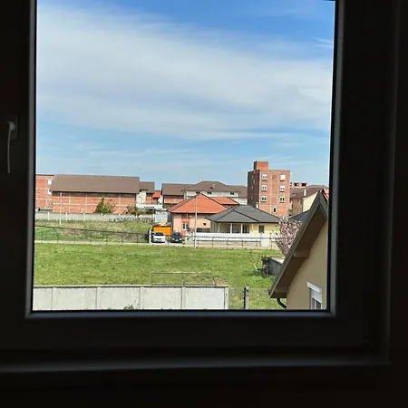 2 Et 1 Salon Près De L'aéroport De * Belgrado