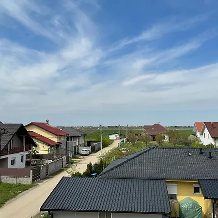 شقة 2 Et 1 Salon Pres De L'aeroport De *